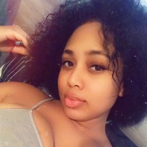 Meet your Posher, Bria